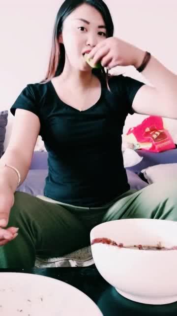 娱乐吃瓜酱散步,揭秘娱乐圈幕后故事